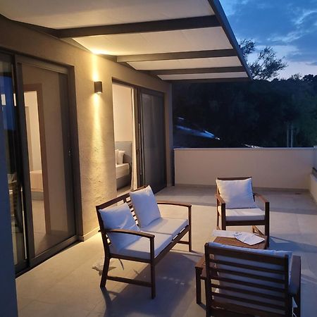 Apolpaina Ecstasy Luxury Villas מראה חיצוני תמונה
