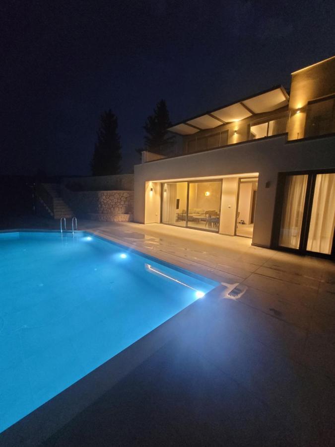Apolpaina Ecstasy Luxury Villas מראה חיצוני תמונה